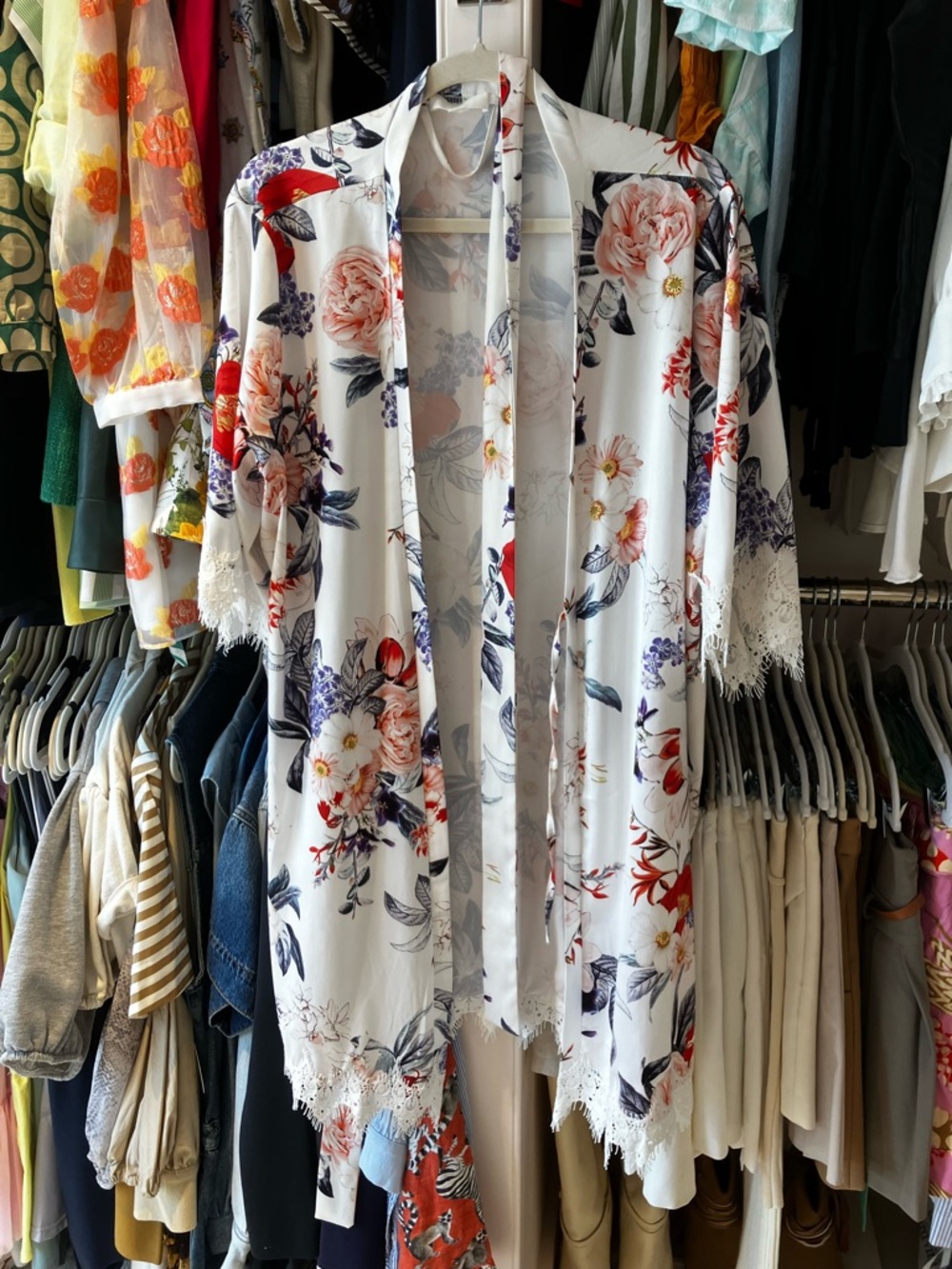 White Floral Lace-Trim Kimono